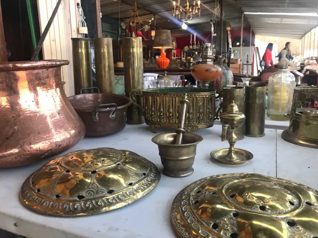 Antique markets in Bordeaux