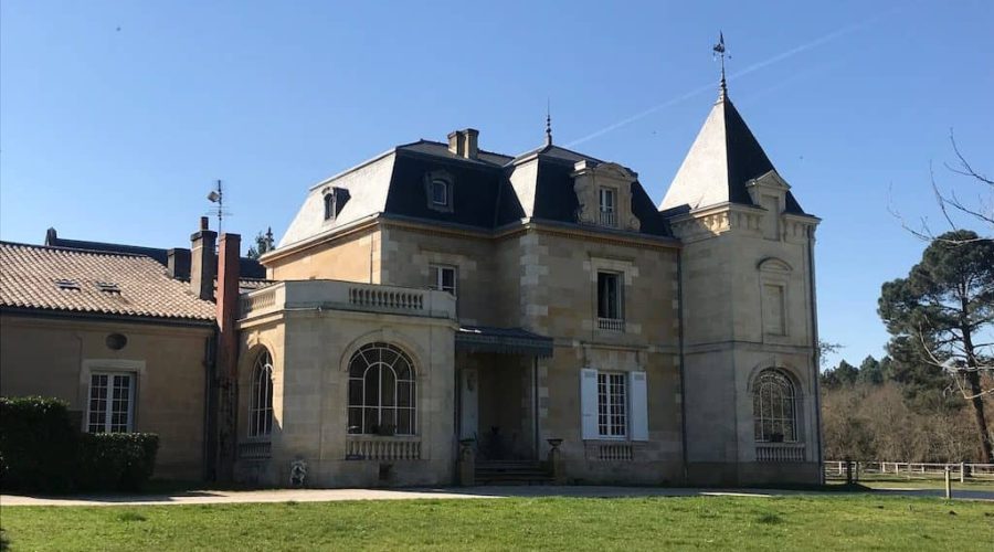 Chateau De Leognan