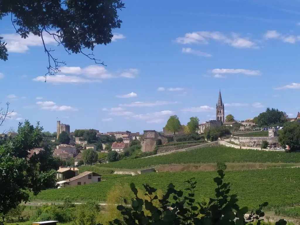 Visit chateau in Saint-Emilion Bordeaux wine tour