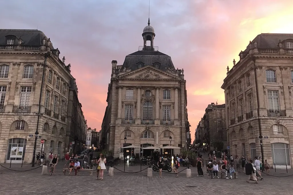 tours france wine shops