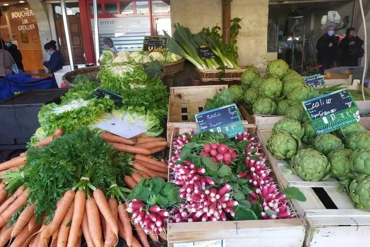 Farmers' markets near Bordeaux