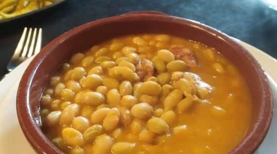 Bodegon Ayala